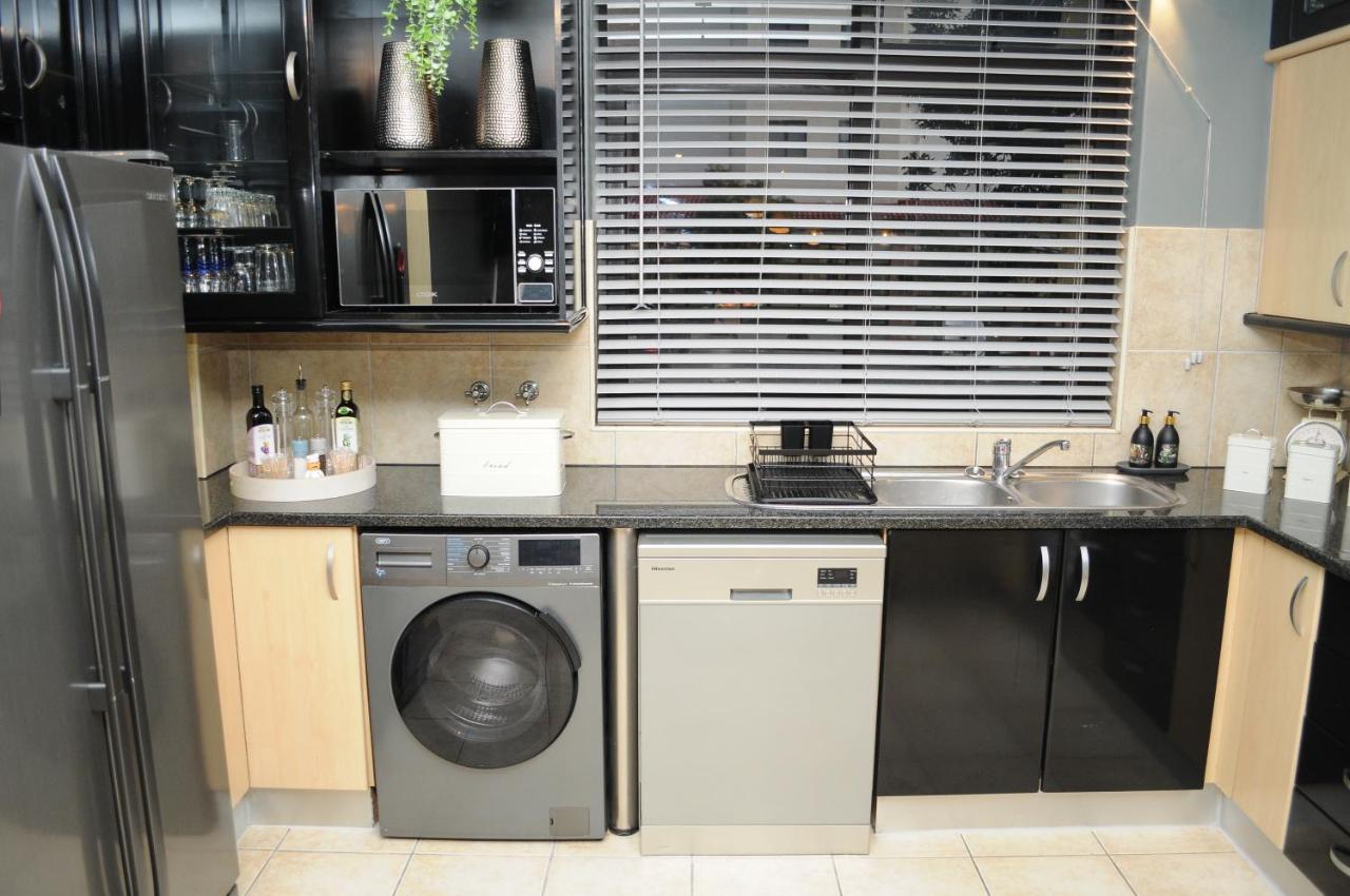 The Island Club Luxury 2 Bedroom Apartment Cape Town Eksteriør bilde